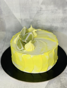 tort pina coloda ananas cu cocos si lamaie